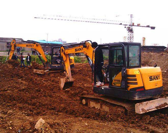 义马市挖掘机培训学校